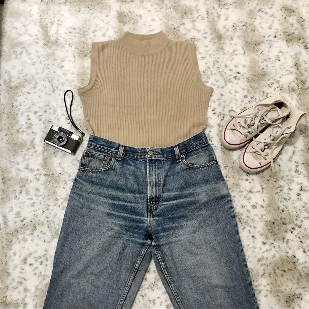 Vintage • Ribbed Mock Collar Sleeveless Top